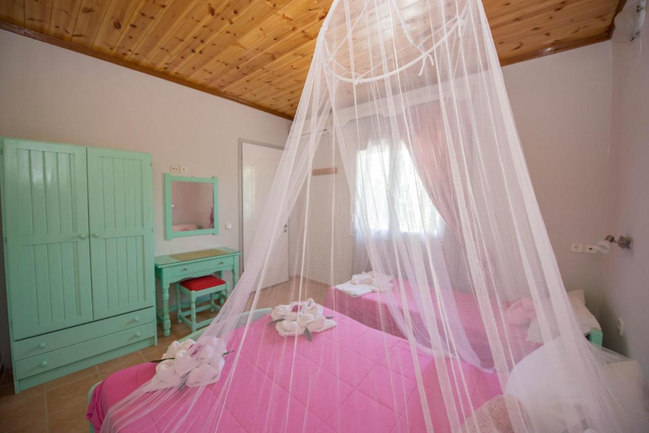 Villa Eleni Holidays Resort With Swimming Pool, Szidári Kültér fotó